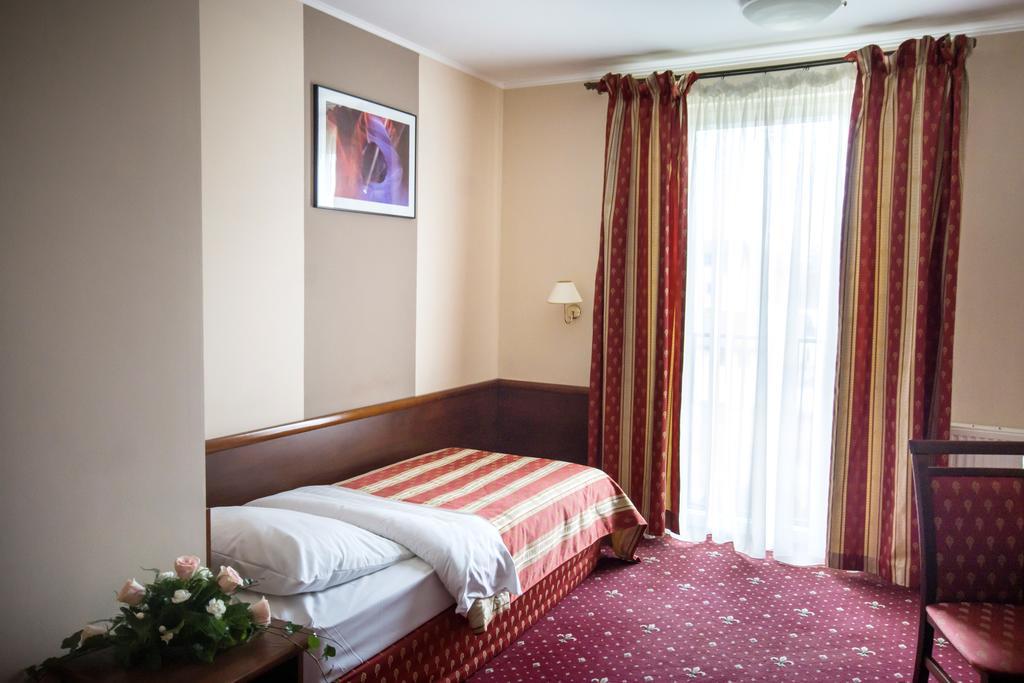 Hotel Novum & Spa Niepołomice Eksteriør billede